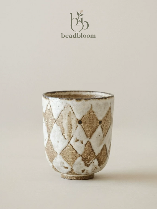 Vintage Grid Handmade Palm Grip Cup